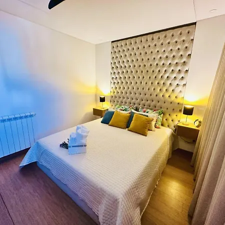 Daire Ribeira House *